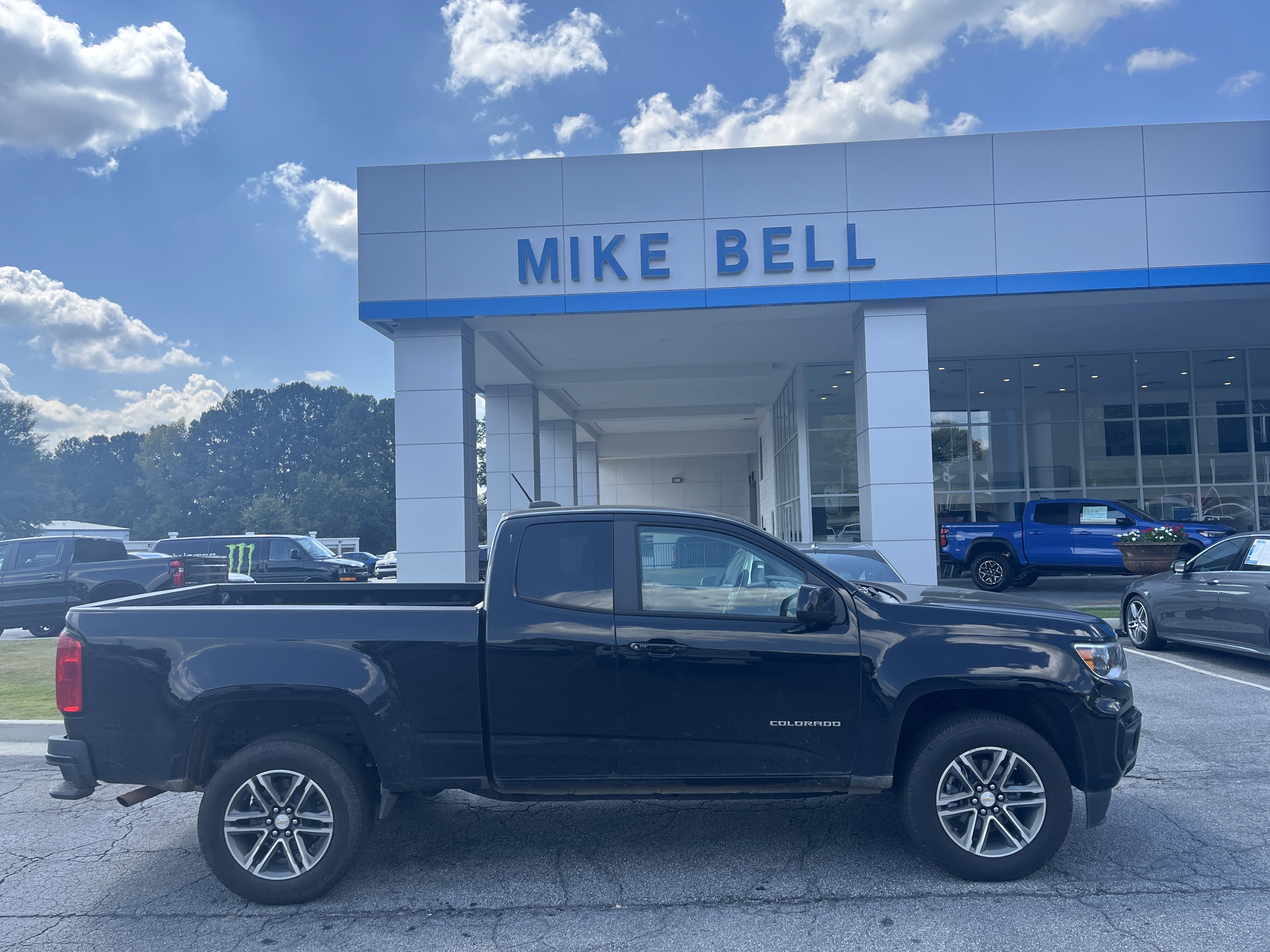 Used 2021 Chevrolet Colorado W/T w/ Custom Special Edition