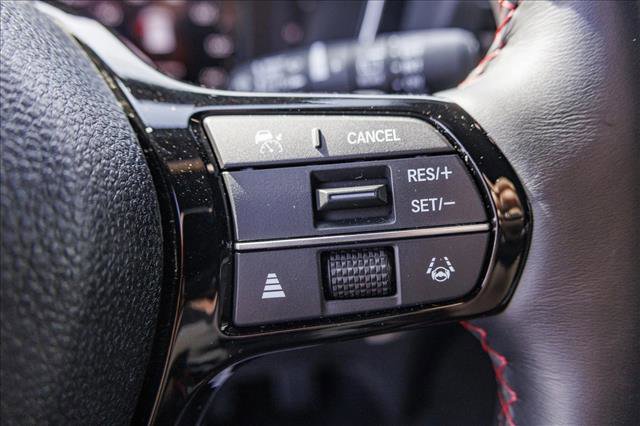 Used 2025 Honda Pilot Black Edition image 16