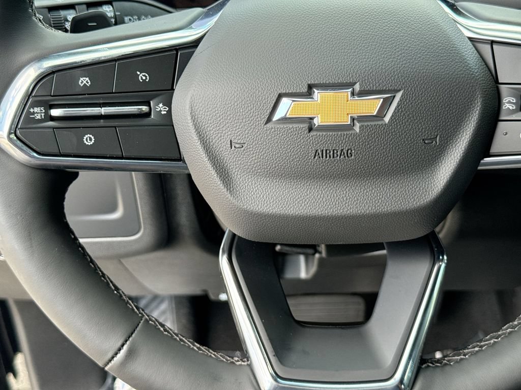 New 2026 Chevrolet Suburban LT w/ Comfort Package AWD/4WD image 17