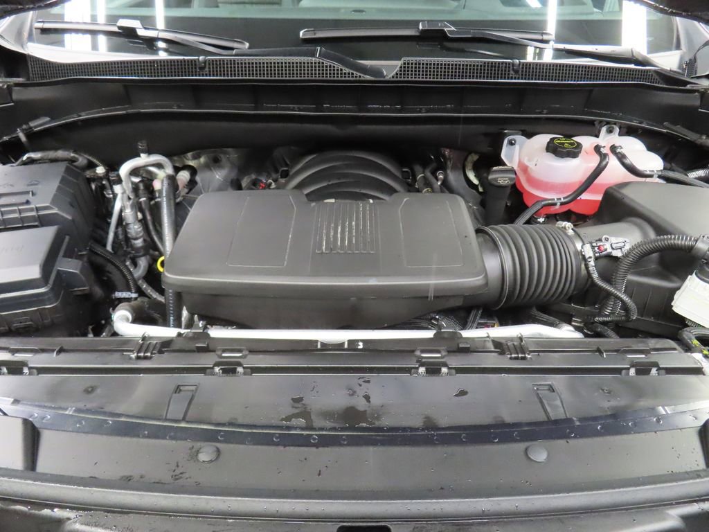 Used 2025 Chevrolet Tahoe High Country AWD/4WD image 40