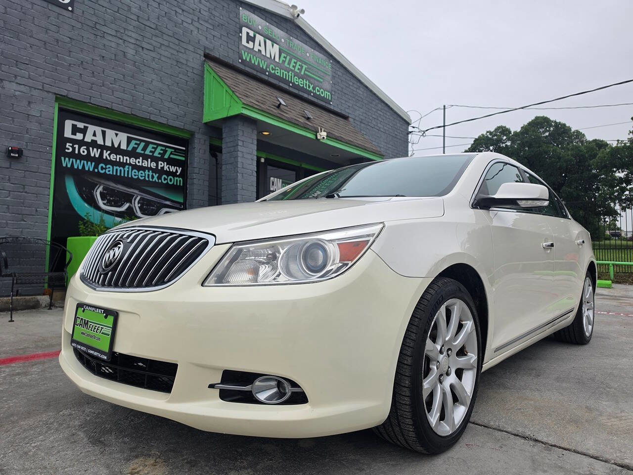 Used 2013 Buick LaCrosse Touring FWD image 2