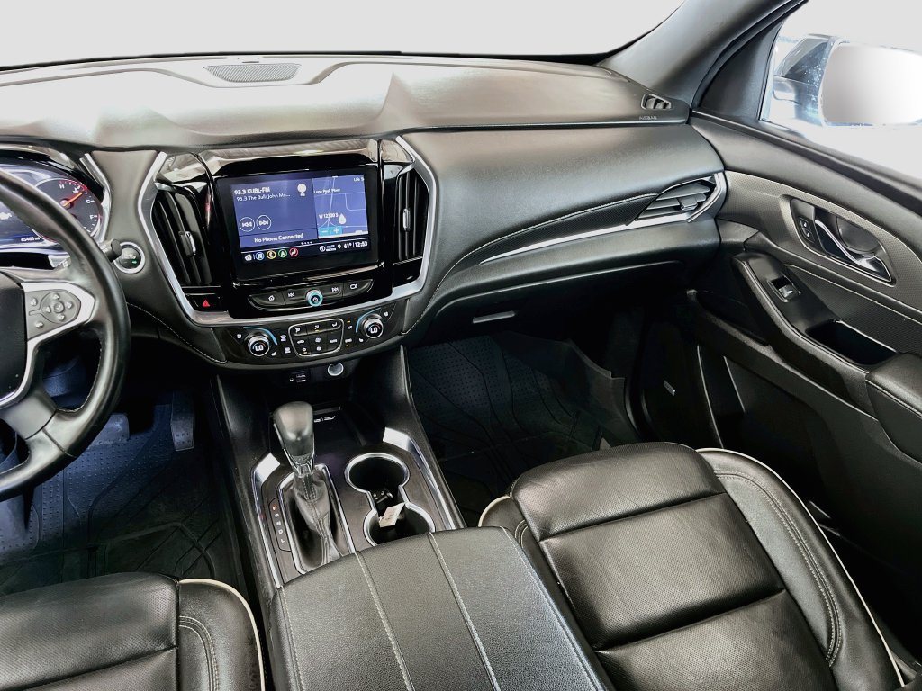 Used 2023 Chevrolet Traverse Premier w/ Redline Edition AWD/4WD image 25