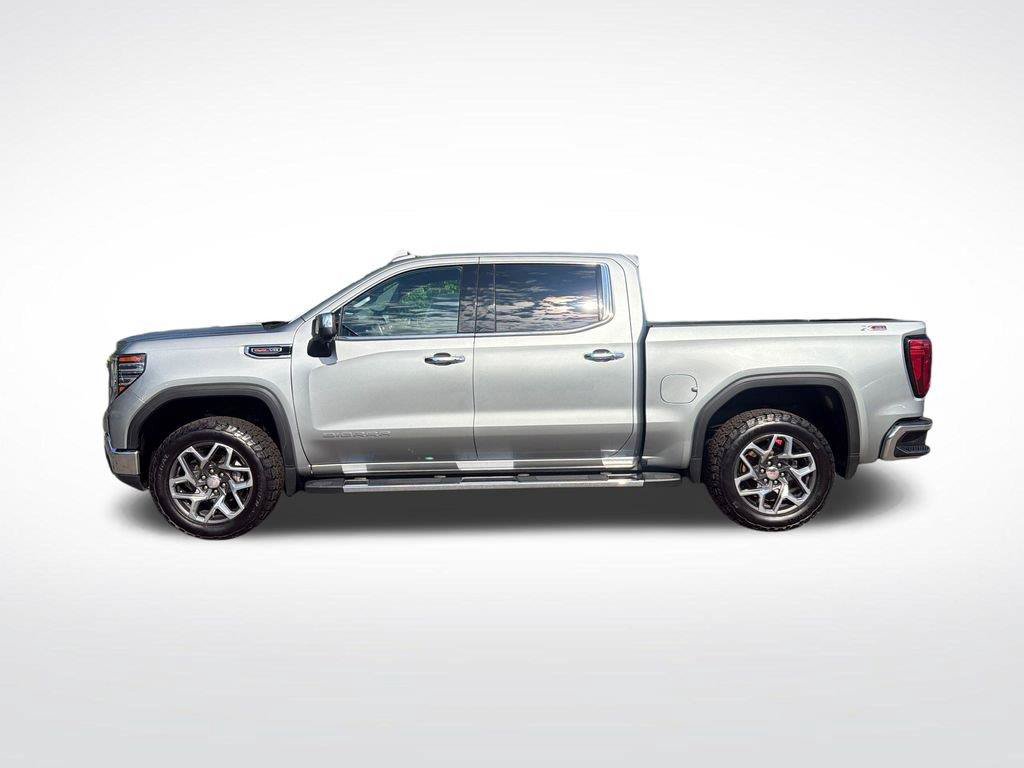 Certified 2023 GMC Sierra 1500 SLT w/ SLT Premium Package AWD/4WD image 4