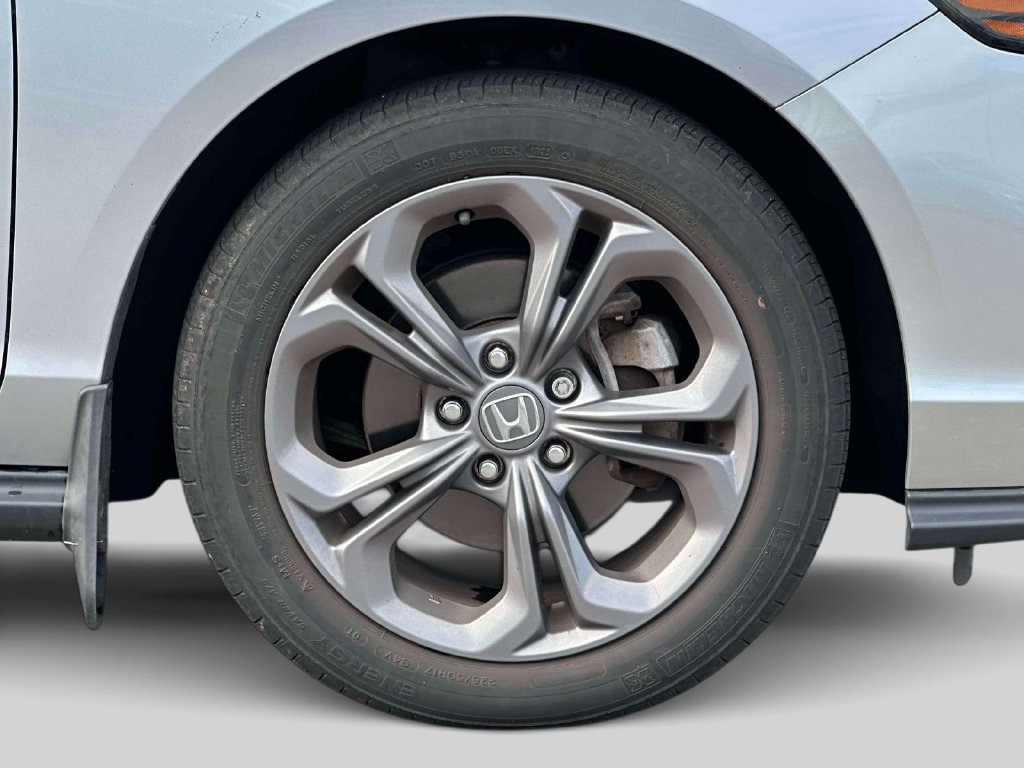 Certified 2023 Honda Accord EX image 6