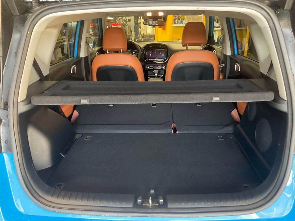 Used 2025 Kia Soul EX FWD image 30