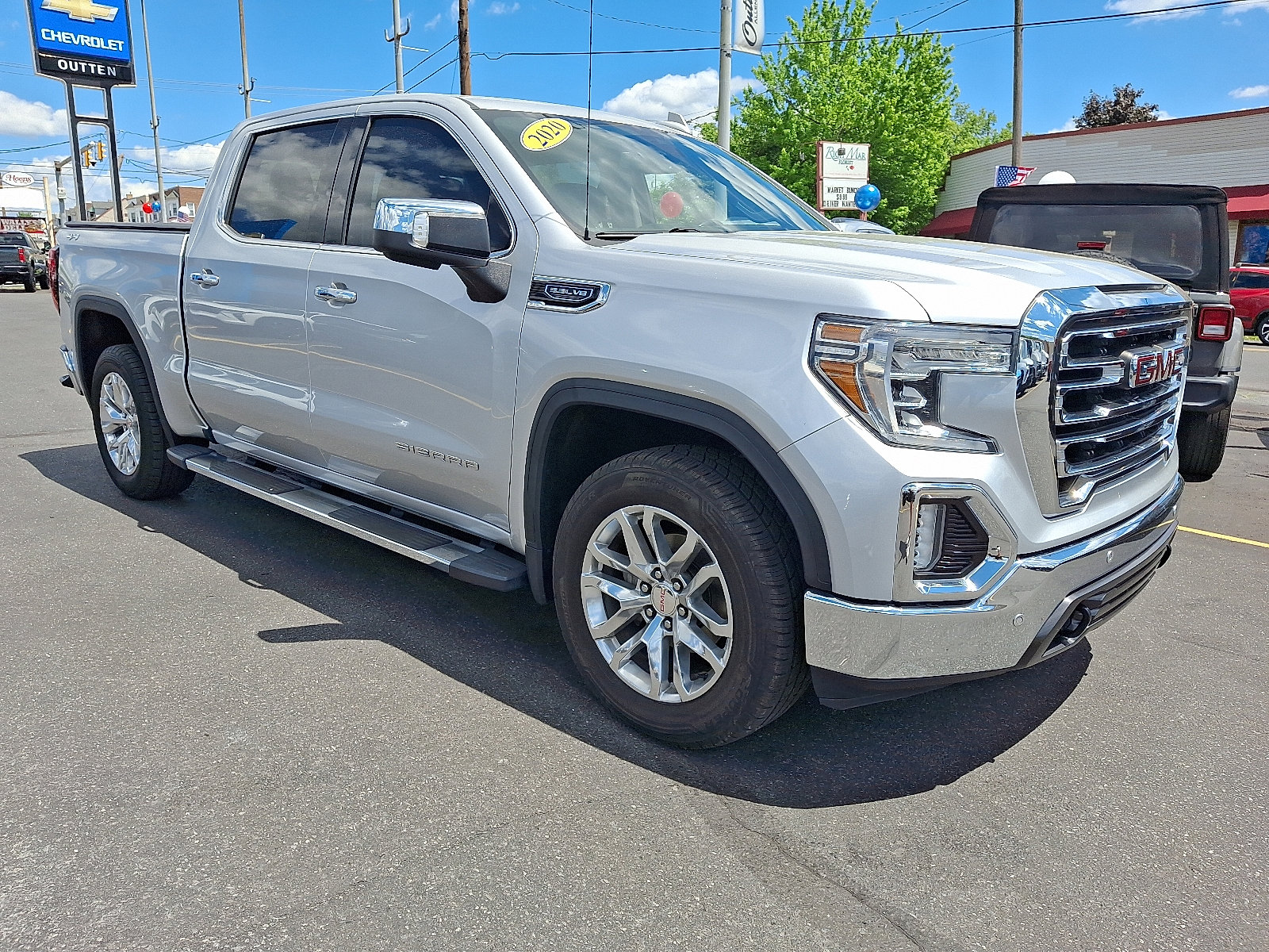 Used 2020 GMC Sierra 1500 SLT w/ SLT Premium Plus Package AWD/4WD image 6