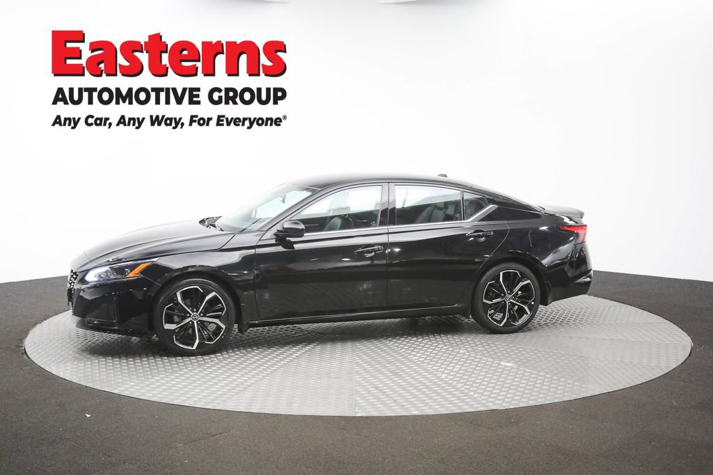 Used 2025 Nissan Altima 2.5 SR FWD image 54