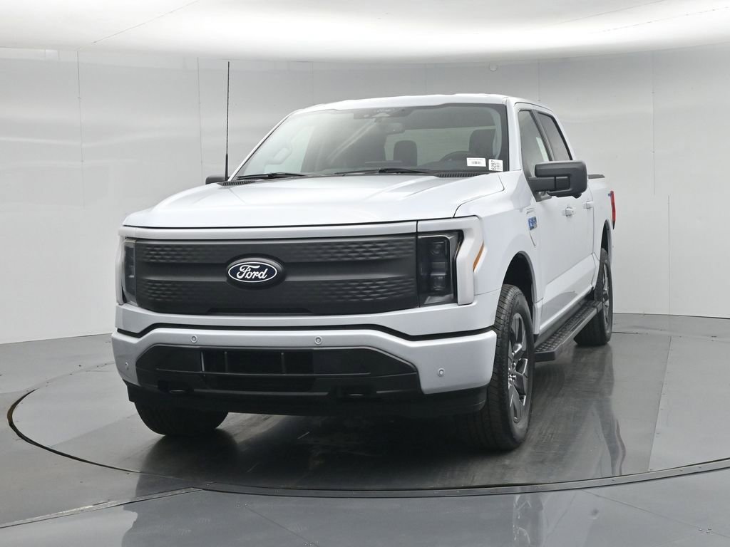 New 2025 Ford F150 Lightning Flash AWD/4WD image 56