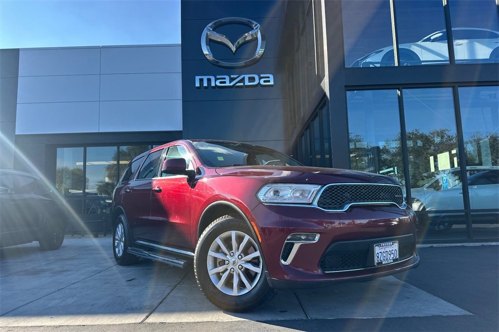 Used 2021 Dodge Durango SXT w/ 3rd Row Seating Group image 2