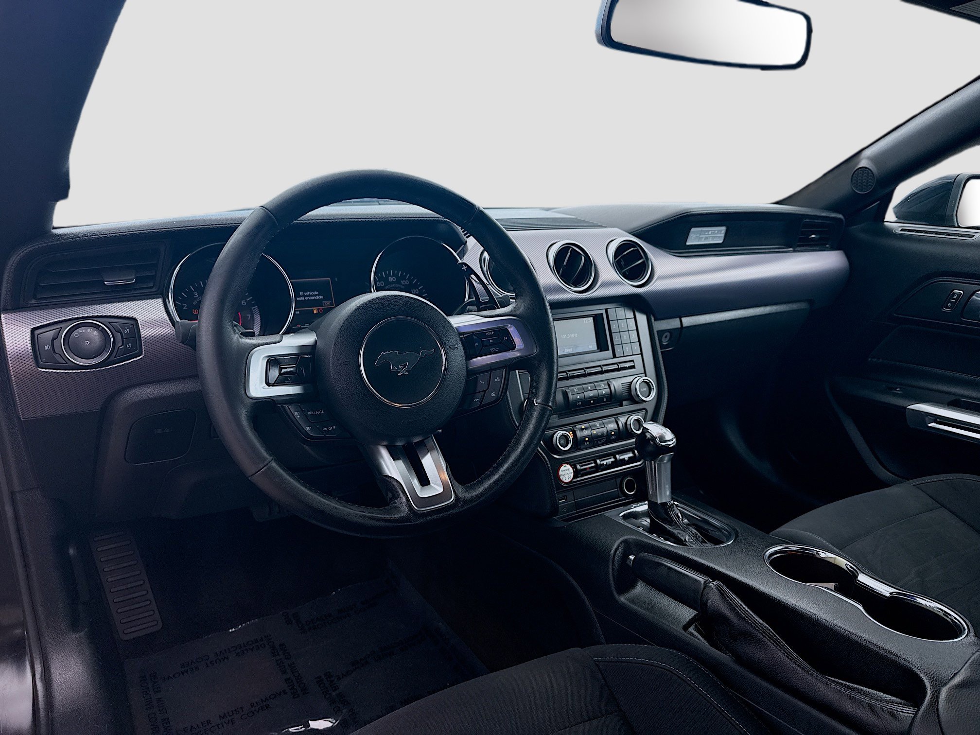 Used 2017 Ford Mustang EcoBoost image 9