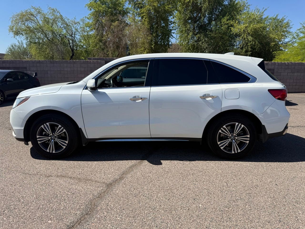 Used 2018 Acura MDX FWD image 8