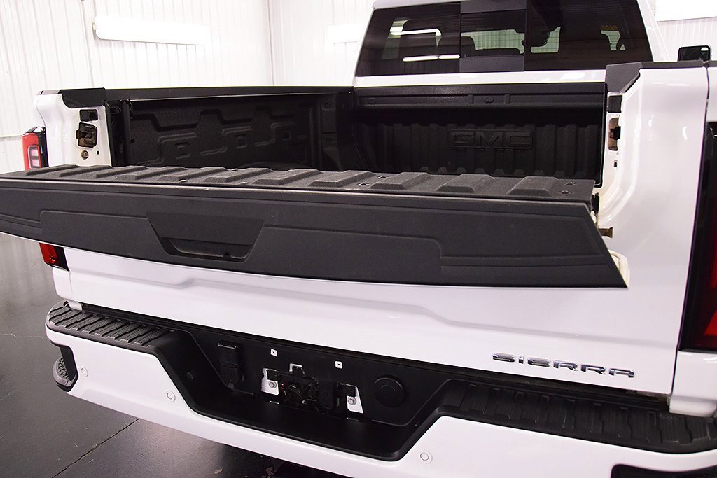 Used 2025 GMC Sierra 2500 Denali w/ Denali Reserve Package image 7