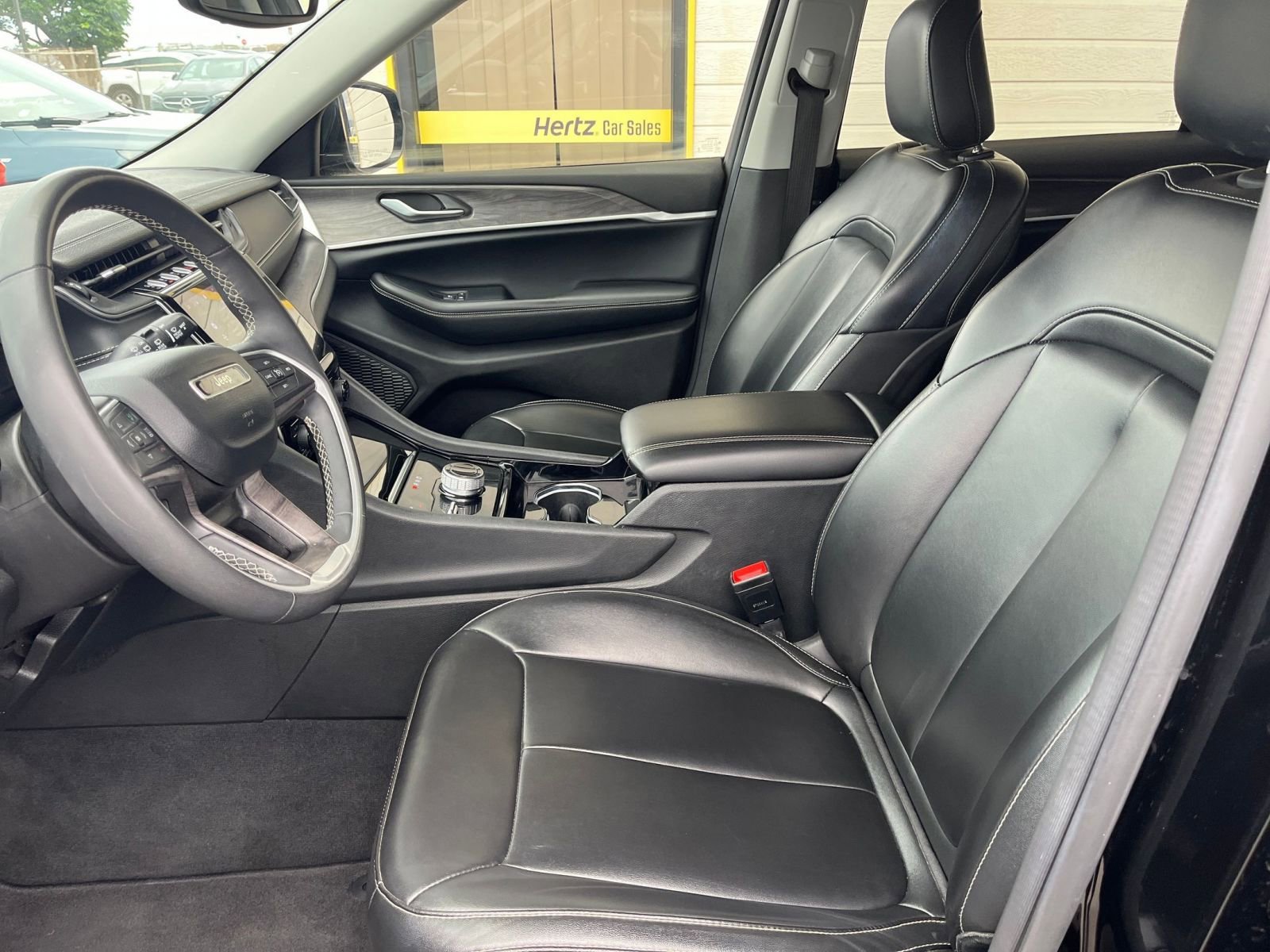 Used 2023 Jeep Grand Cherokee L Limited image 27