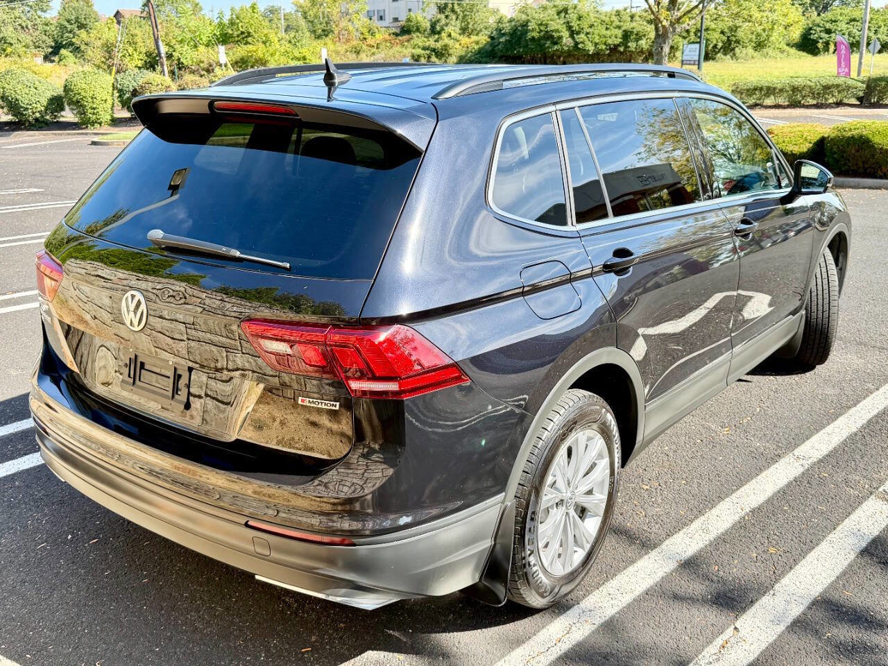 Used 2019 Volkswagen Tiguan SE image 7