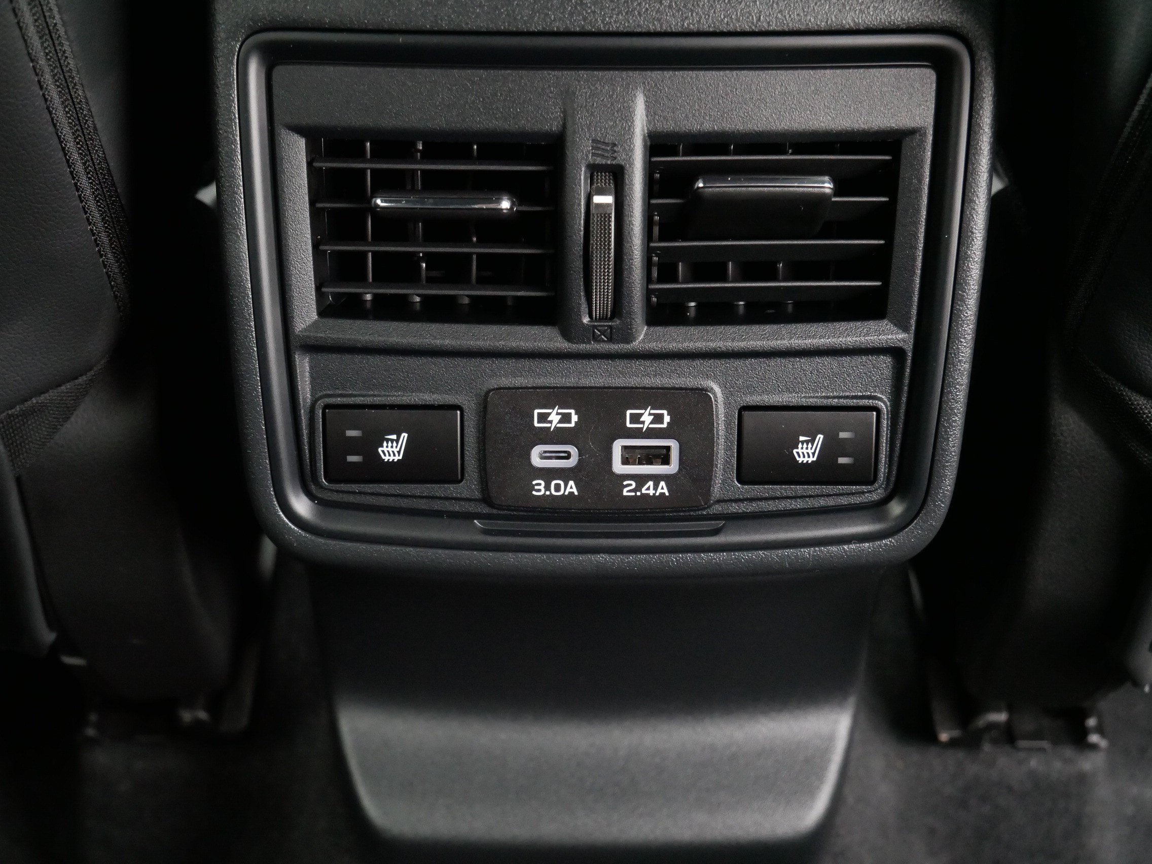 Certified 2026 Subaru Outback Touring AWD/4WD image 12