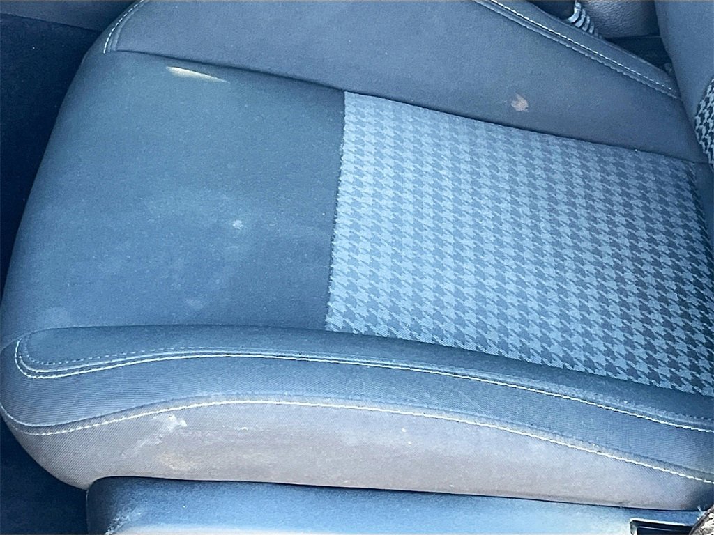 Used 2022 Dodge Charger R/T w/ Performance Handling Group image 19