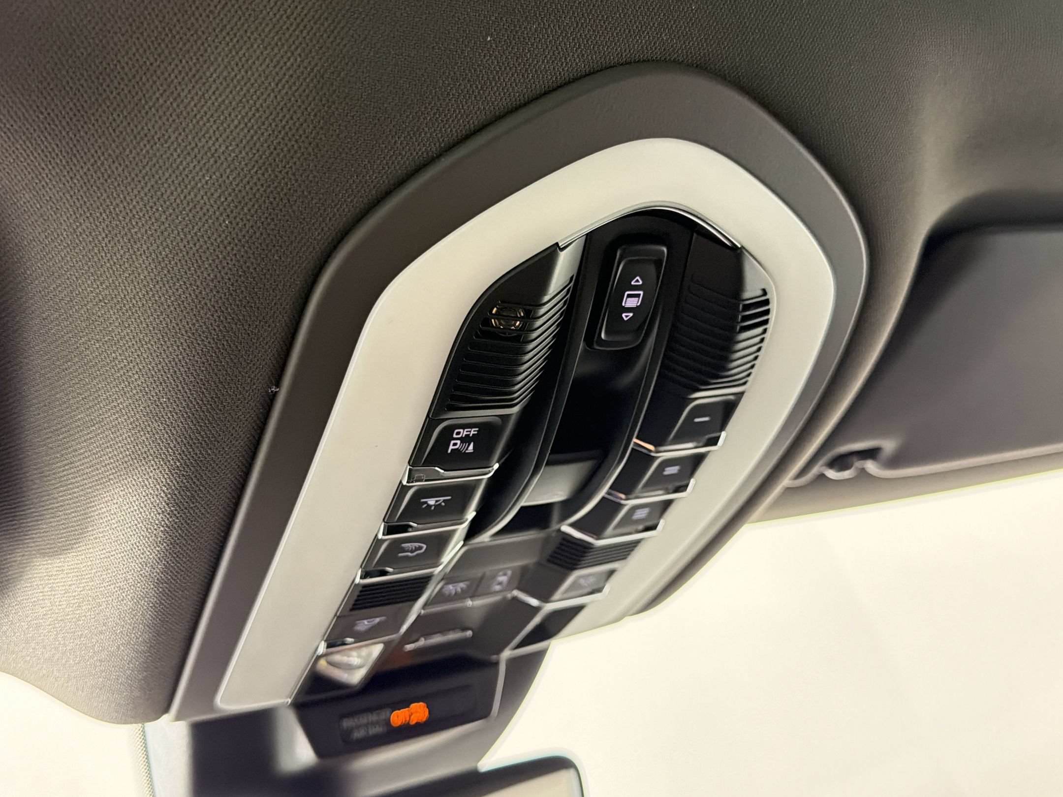 New 2026 Porsche Macan S AWD/4WD image 18