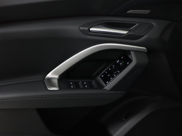 New 2026 Audi Q5 Premium Plus AWD/4WD image 11