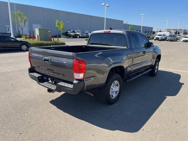 Used 2021 Toyota Tacoma SR image 5