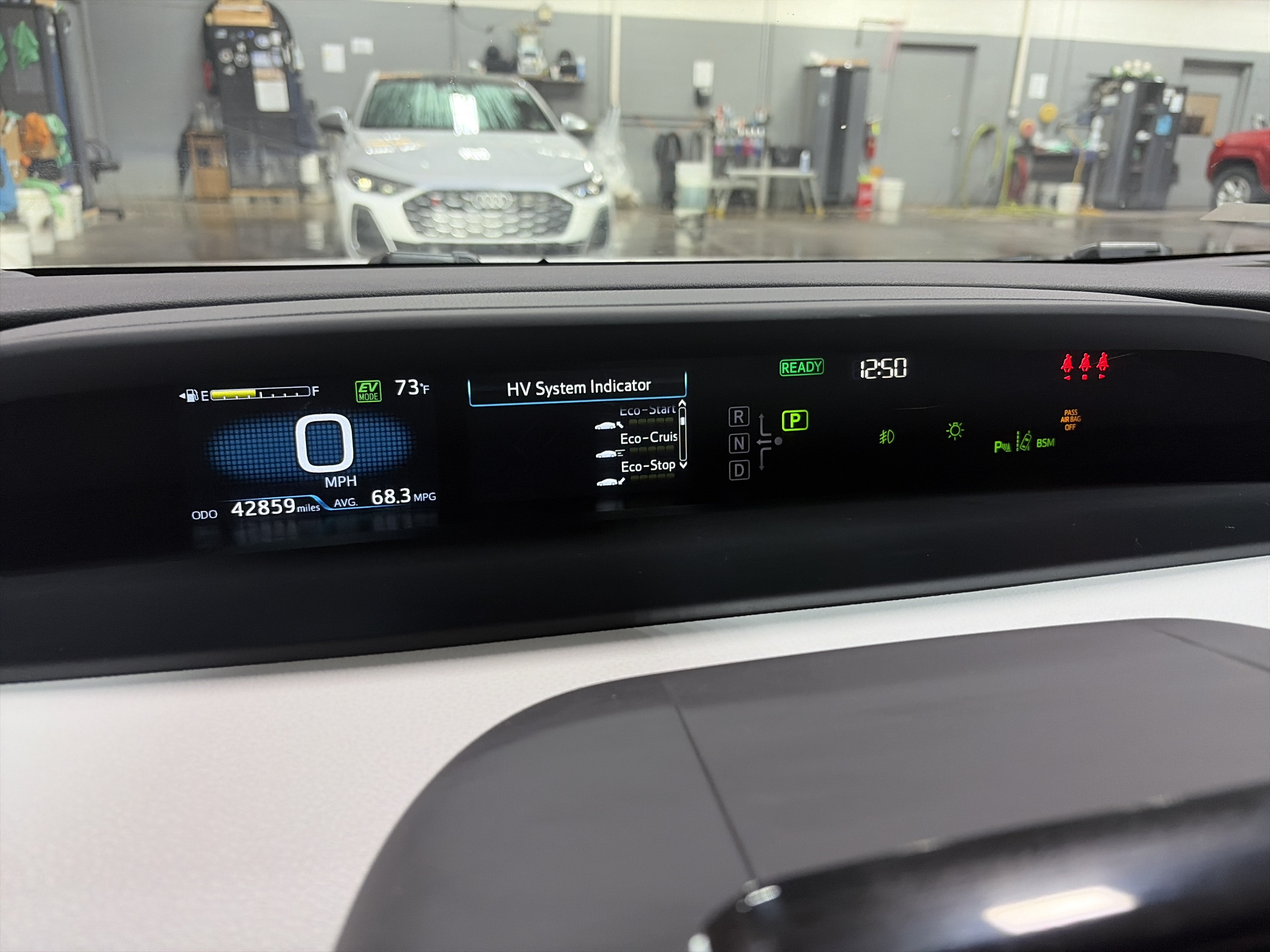 Used 2022 Toyota Prius Prime Limited FWD image 13