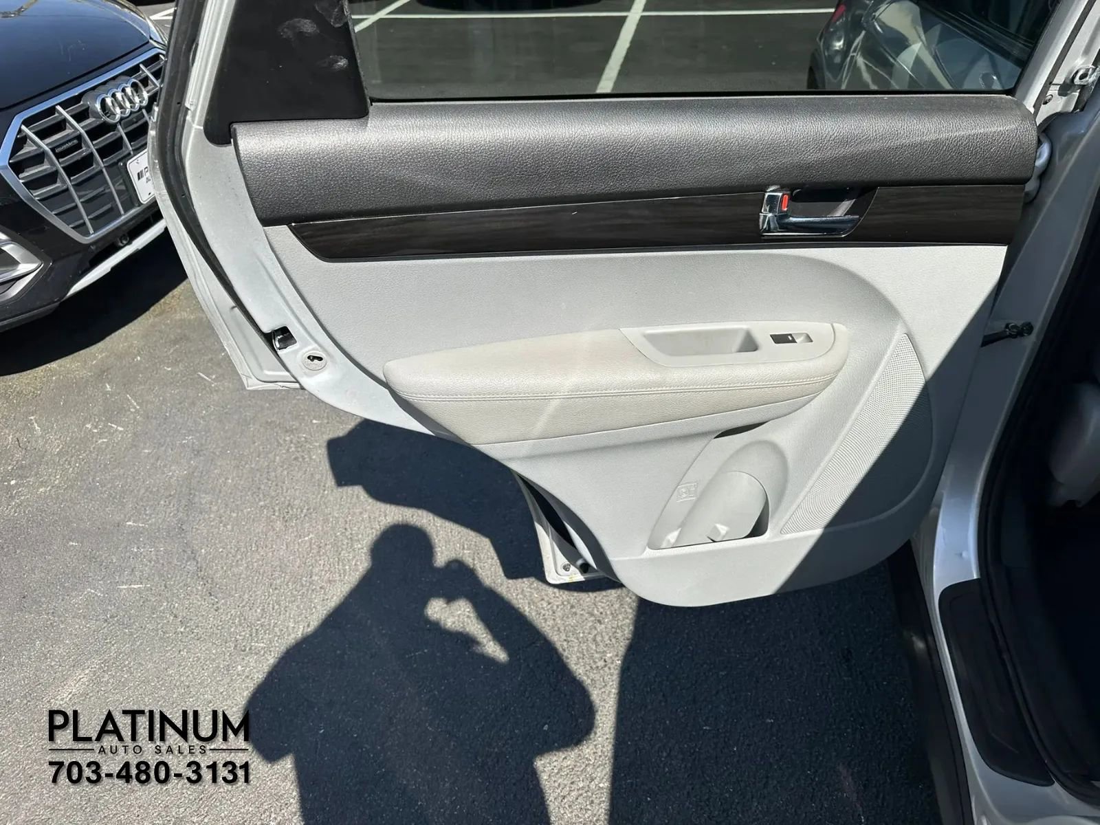 Used 2012 Kia Sorento LX image 17