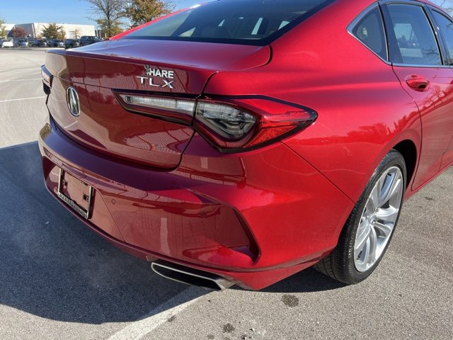 Used 2022 Acura TLX w/ Technology Package image 8