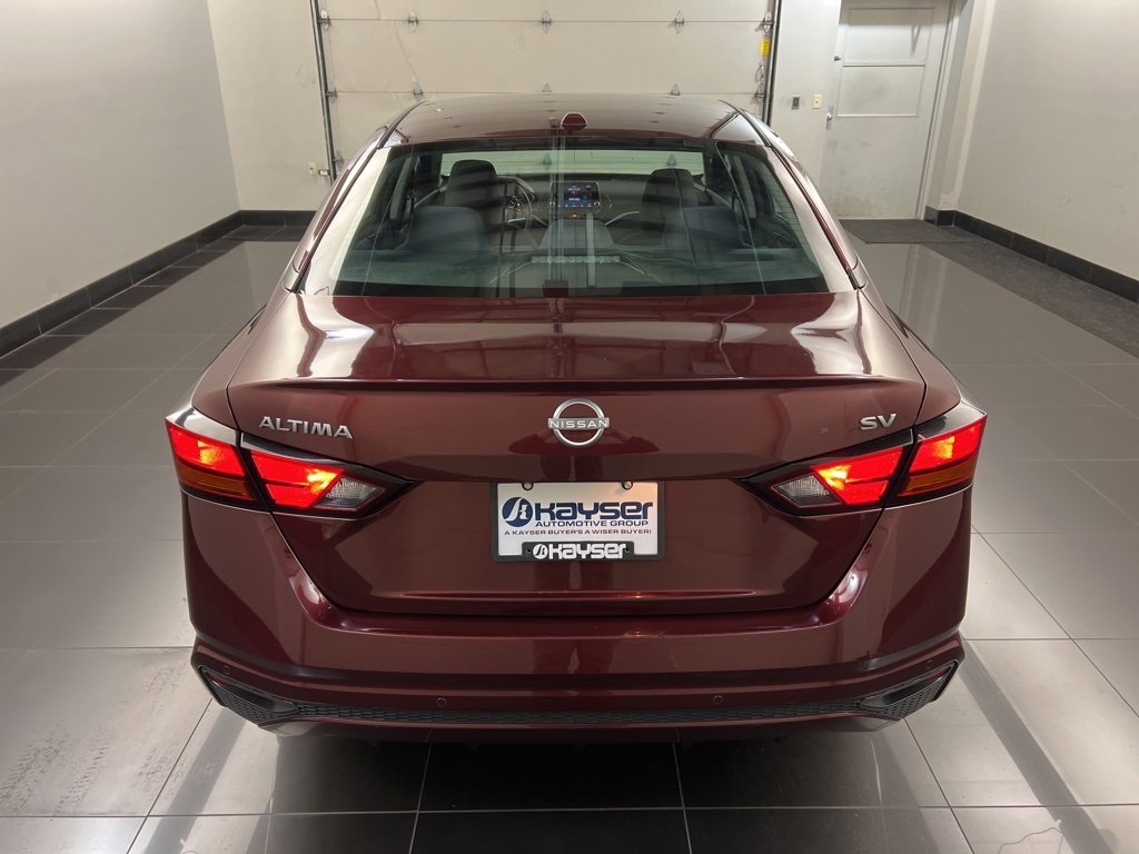 Used 2023 Nissan Altima 2.5 SV image 5