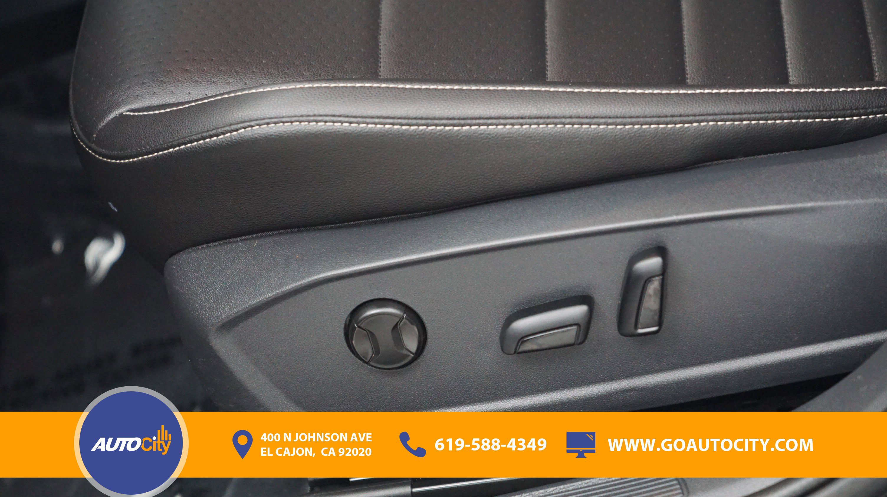 Used 2024 Volkswagen Jetta SE image 17