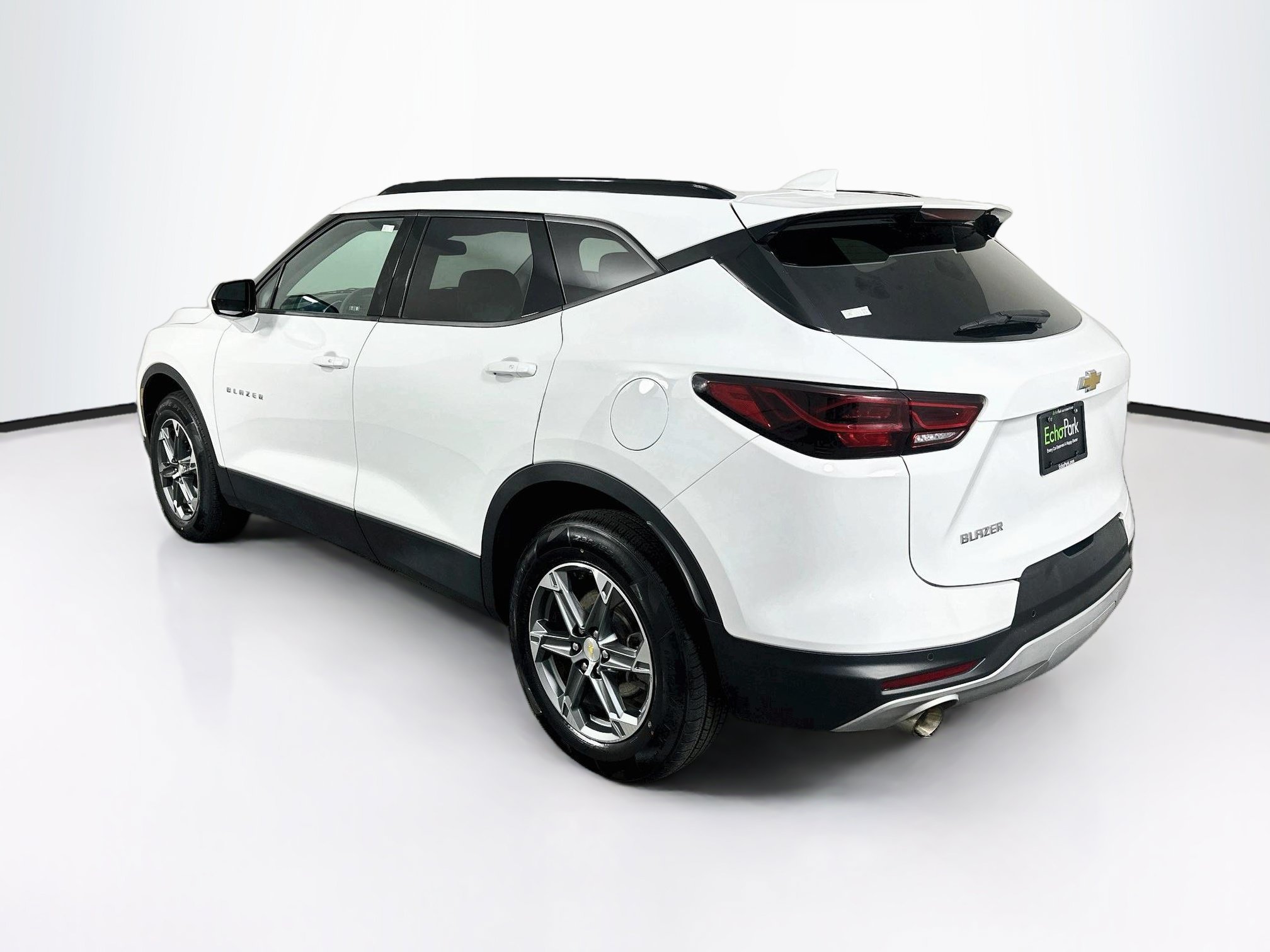 Used 2024 Chevrolet Blazer LT w/ Convenience Package FWD image 5