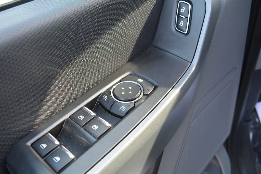 Used 2023 Ford F150 XLT w/ Trailer Tow Package image 8