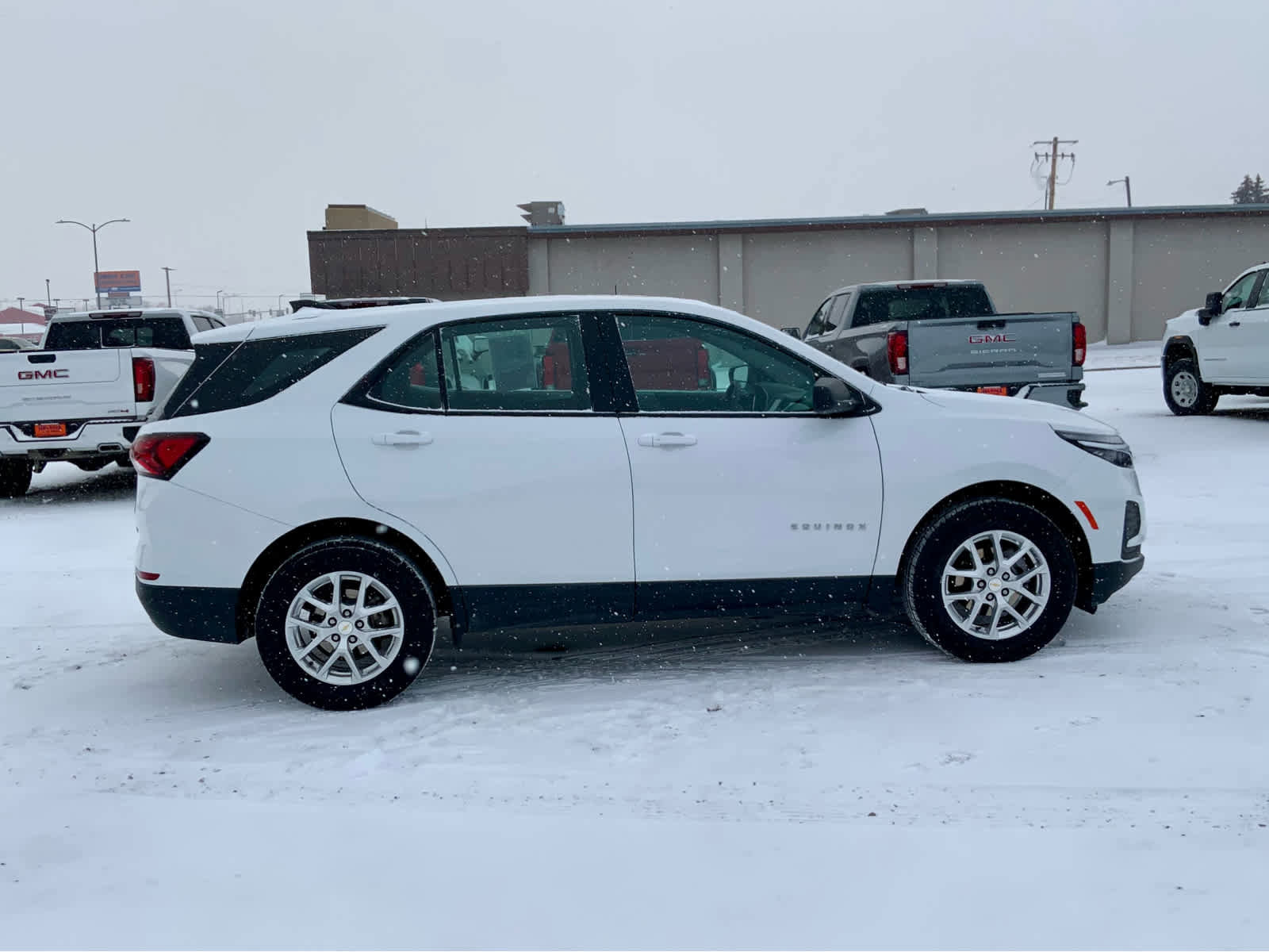 Certified 2022 Chevrolet Equinox LS image 9
