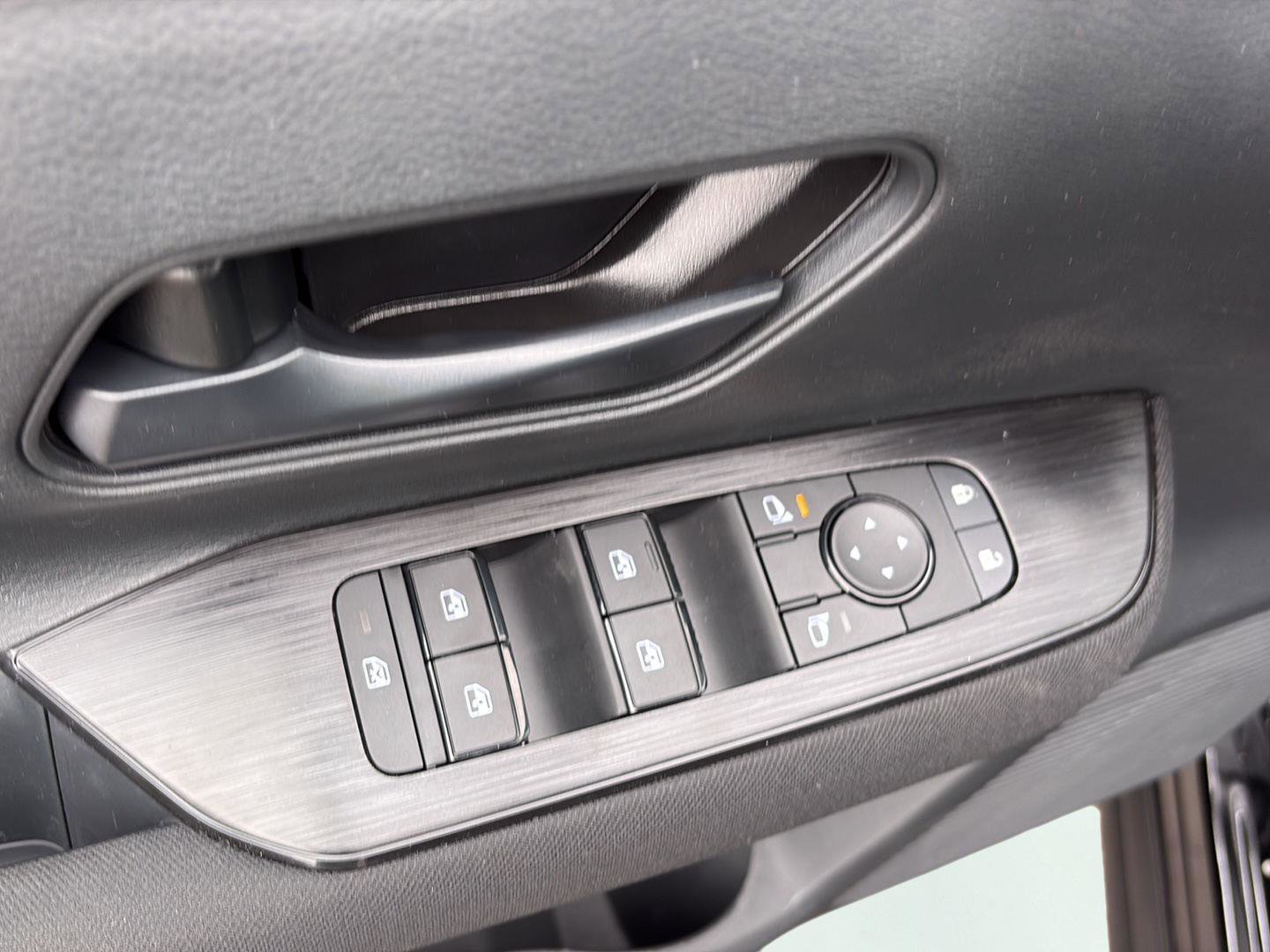 New 2026 Nissan Kicks S FWD image 18