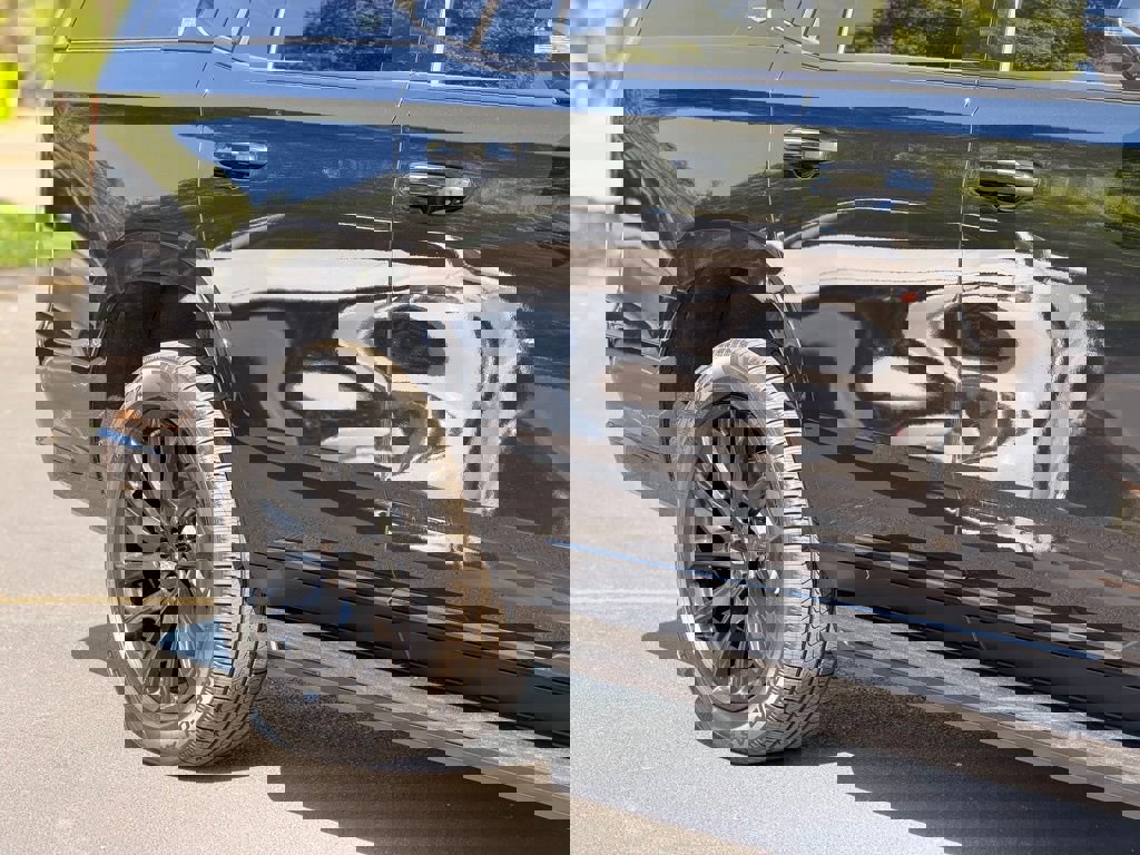 Used 2023 Cadillac Escalade Sport image 9