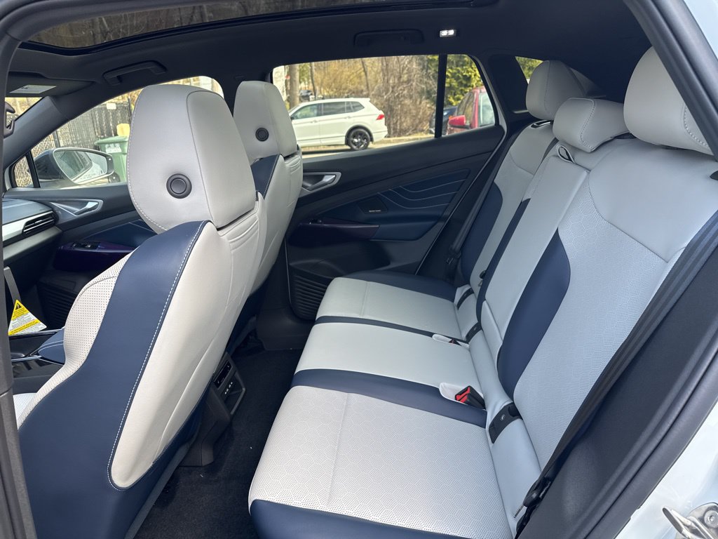 New 2025 Volkswagen ID.4 Pro S Plus AWD/4WD image 16