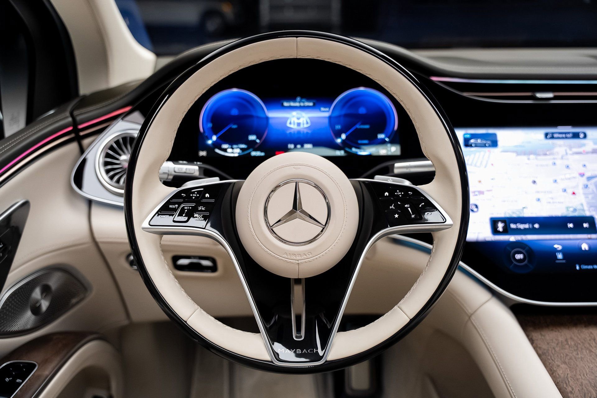 Used 2024 Mercedes-Benz Maybach EQS 680 4MATIC image 44