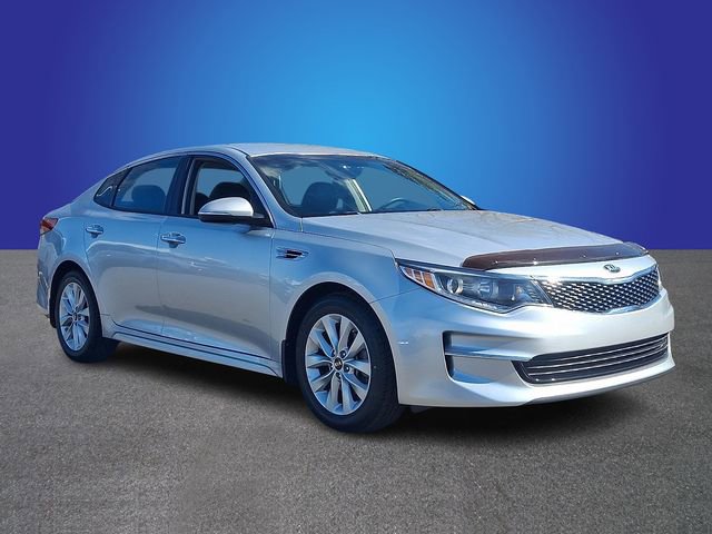 Used 2018 Kia Optima EX image 3
