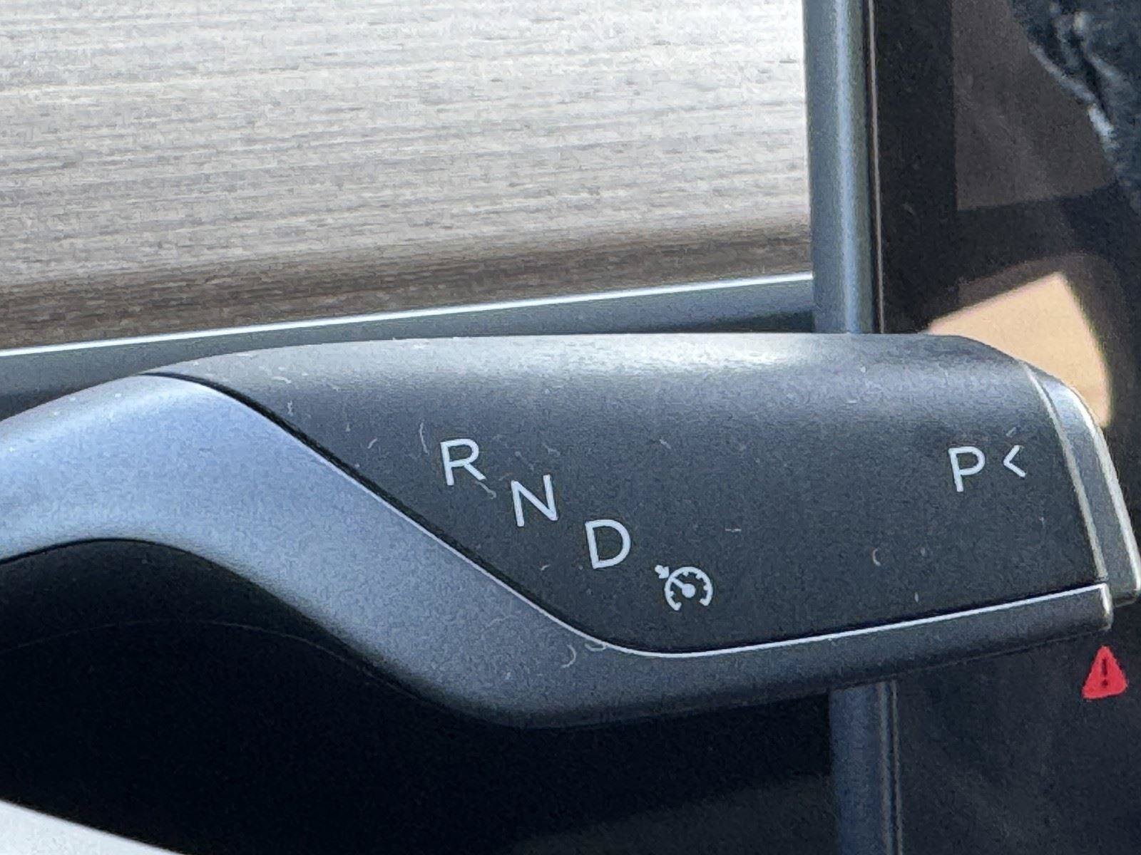 Used 2024 Tesla Model Y Long Range RWD image 21