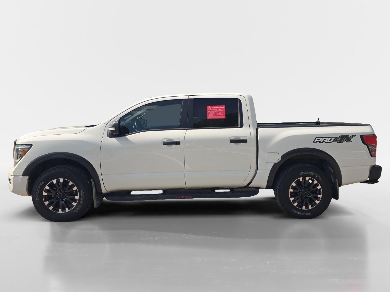 Used 2021 Nissan Titan PRO-4X w/ Pro-4x Convenience Package AWD/4WD image 2