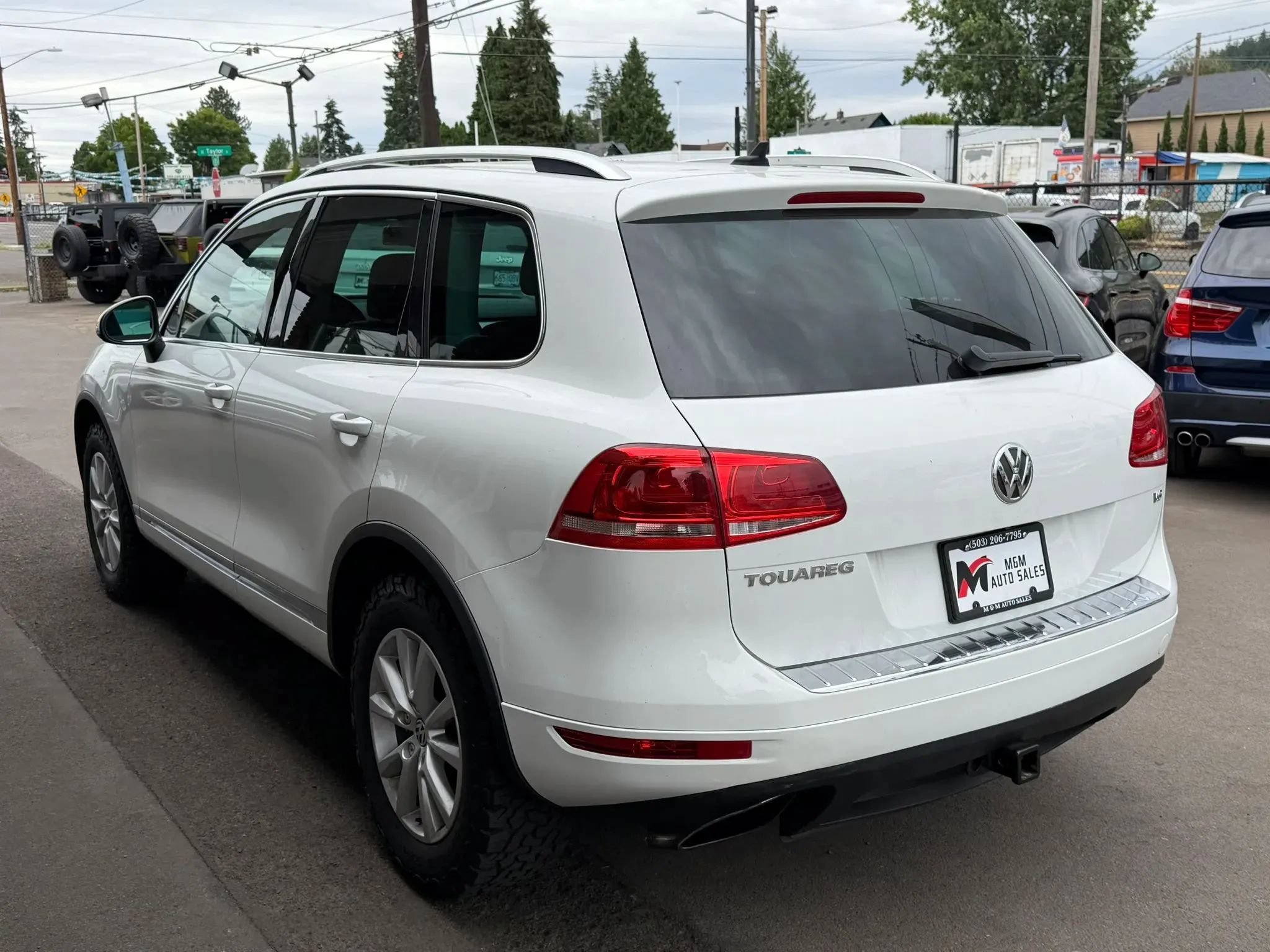 Used 2013 Volkswagen Touareg Sport AWD/4WD image 7