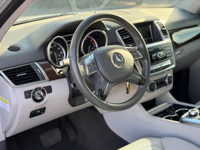 Used 2012 Mercedes-Benz ML 350 ML 350 BlueTEC AWD 4MATIC 4dr image 9