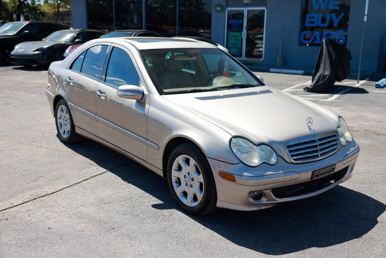 Used 2005 Mercedes-Benz C 320 C320 4DR SEDAN w/ Sunroof Pkg image 15