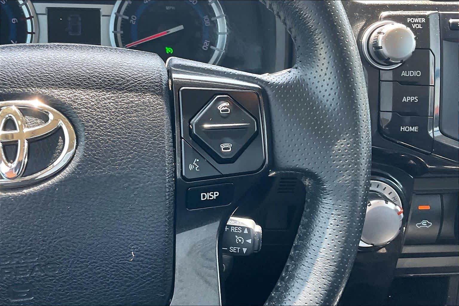 Used 2017 Toyota 4Runner TRD Off-Road Premium AWD/4WD image 24