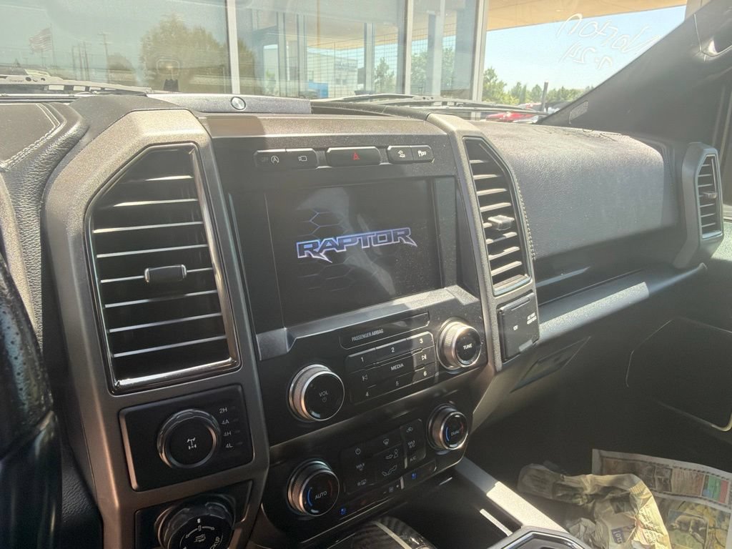 Used 2020 Ford F150 Raptor w/ Equipment Group 802A Luxury AWD/4WD image 14