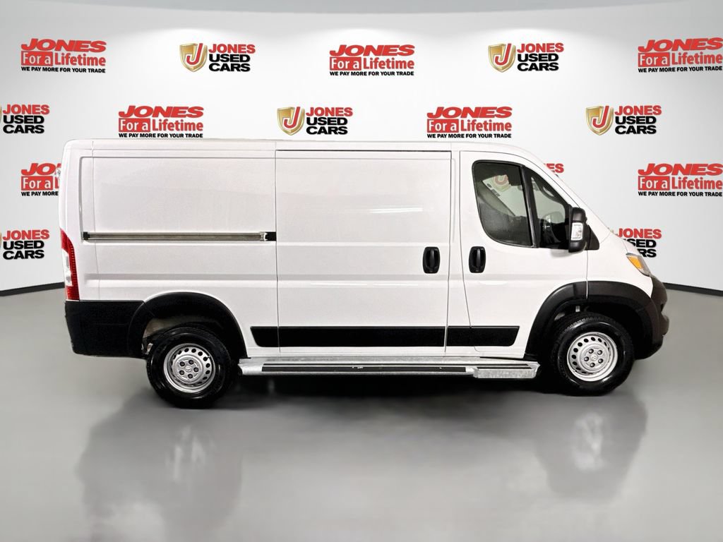 Used 2025 RAM ProMaster 2500 w/ U-Haul Equipment Group FWD image 15