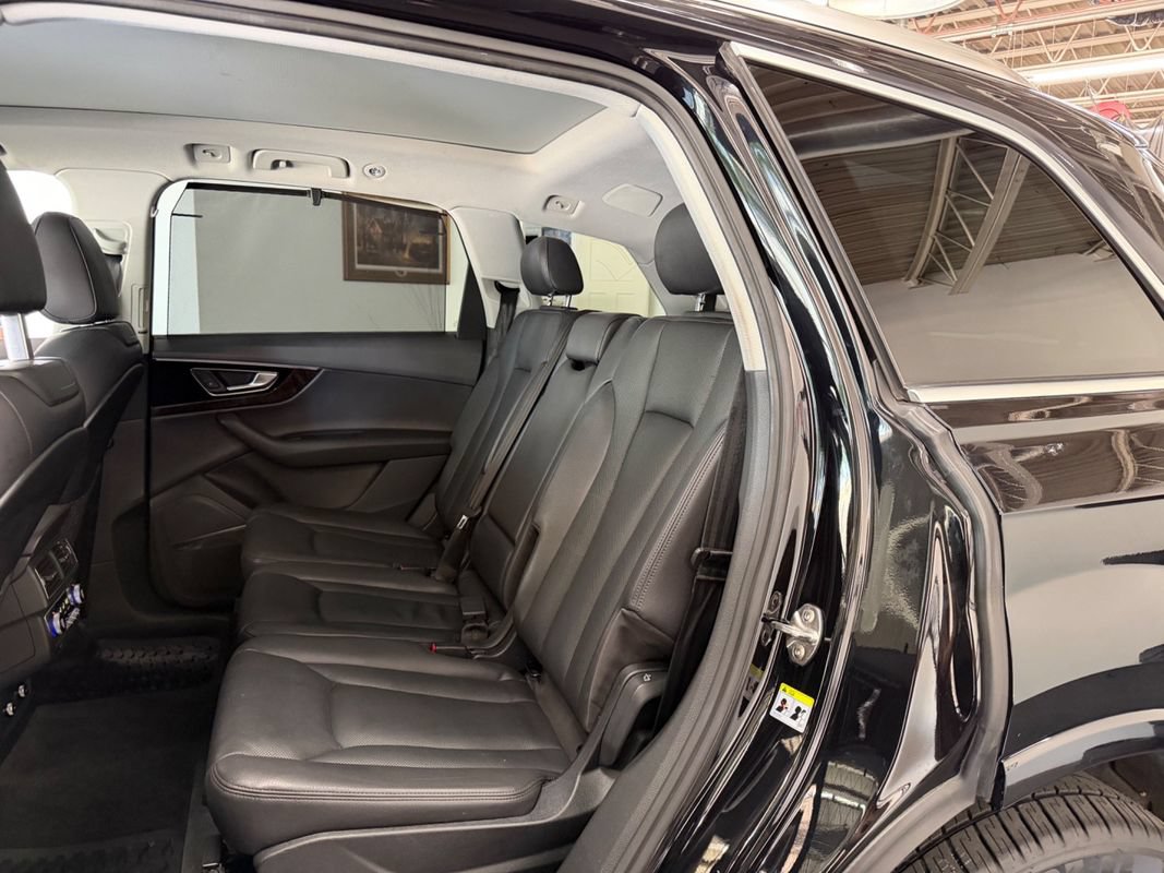 Used 2018 Audi Q7 3.0T Prestige AWD/4WD image 42