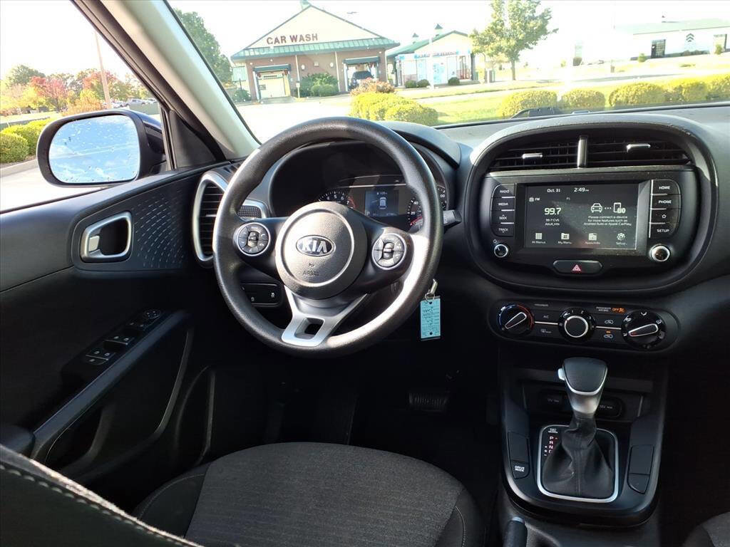 Used 2021 Kia Soul S image 12