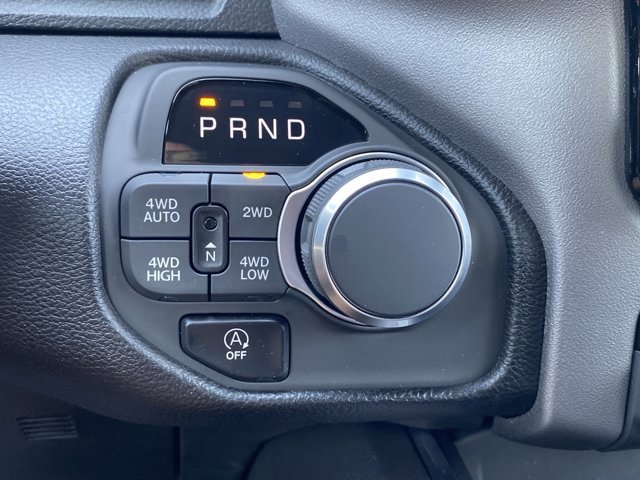 New 2026 RAM 1500 4x4 Crew Cab image 15