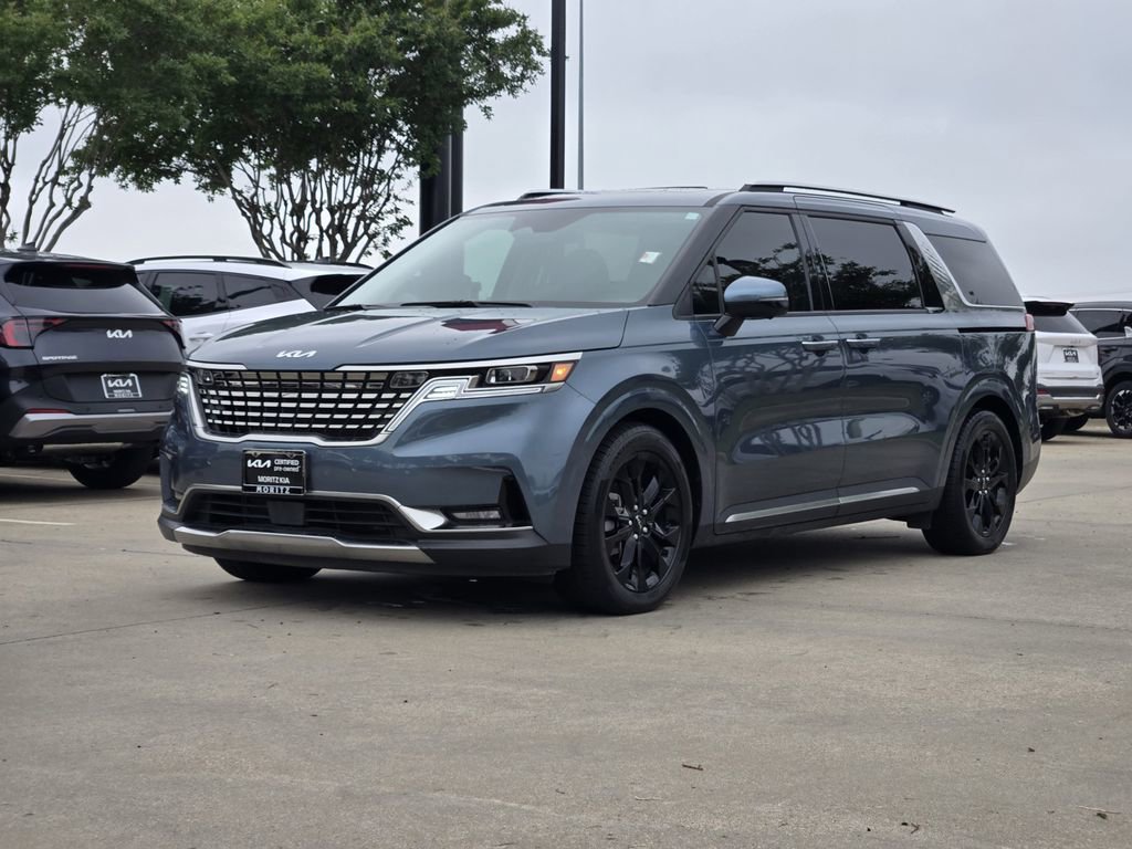 Used 2024 Kia Carnival SX Prestige image 2