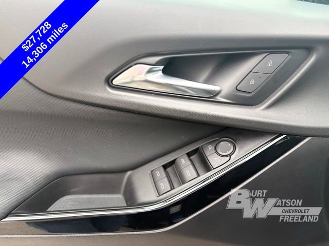 Used 2025 Chevrolet Equinox LT w/ Convenience Package II AWD/4WD image 12
