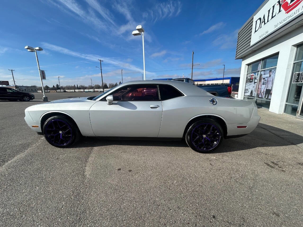 Used 2012 Dodge Challenger SXT Plus image 9